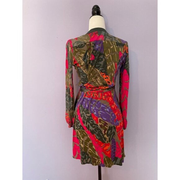 Hale Bob 100% silk wrap floral dress - Picture 2 of 6